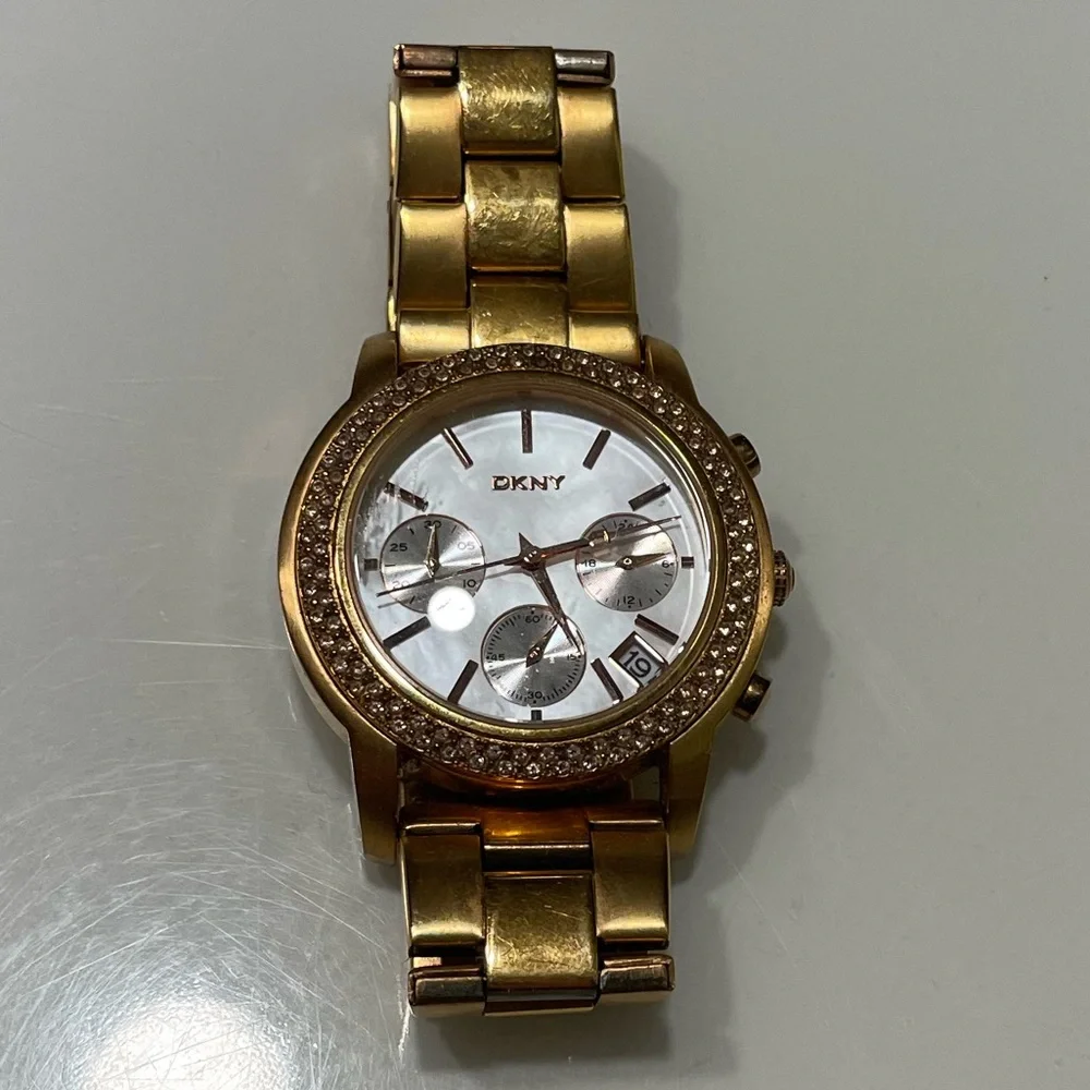 DKNY NY-8432 Women’s Gold Chronograph Watch –‎ Solid Stainless Steel